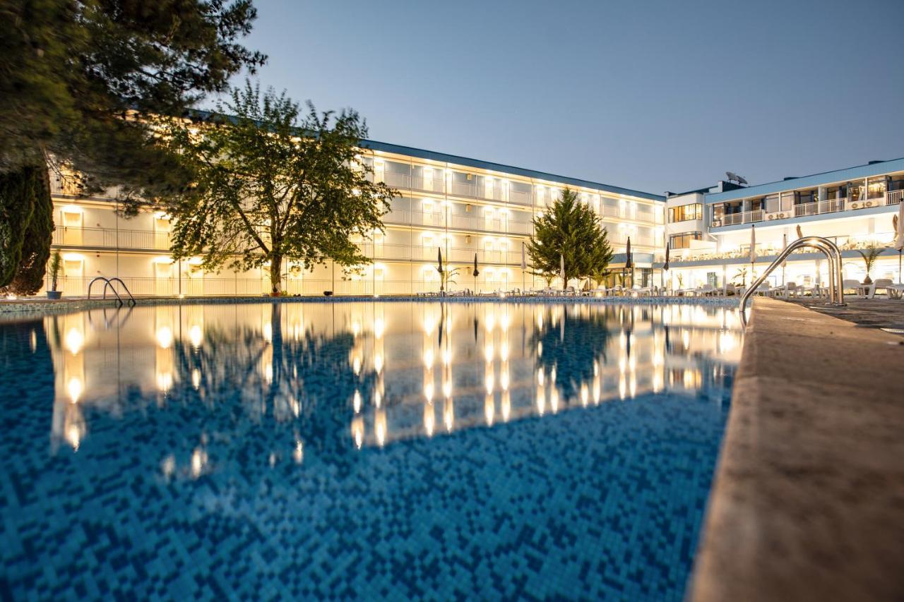 Hotel Azurro Slântsjev Brjag Eksteriør bilde